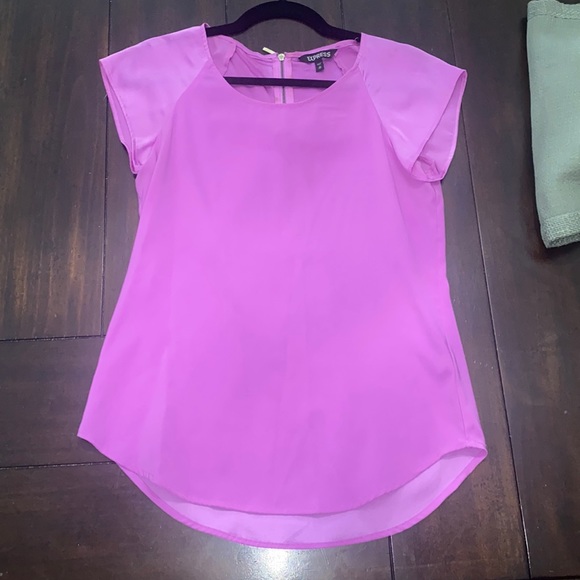 Express blouse 👚 - Picture 1 of 3